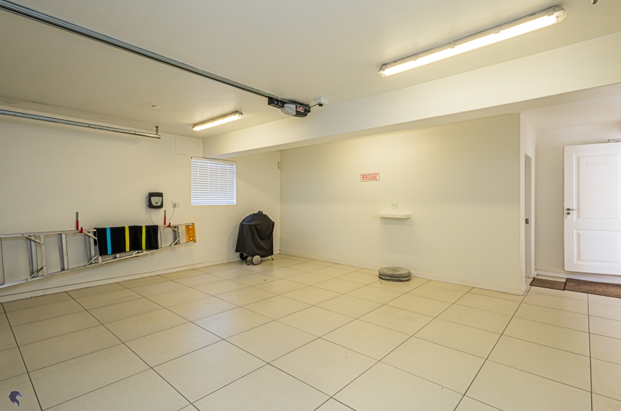 4 Bedroom Property for Sale in Myburgh Park Western Cape